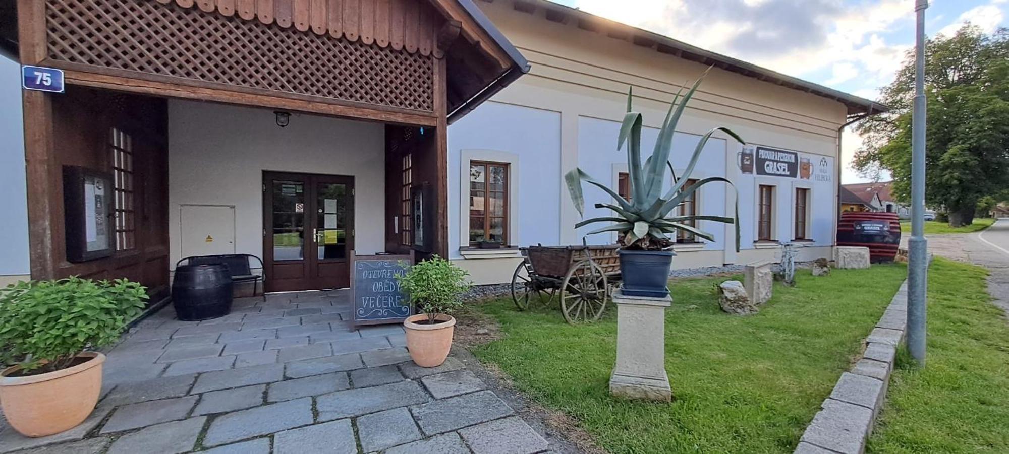Pivovar&Penzion GRASEL Český Rudolec Esterno foto